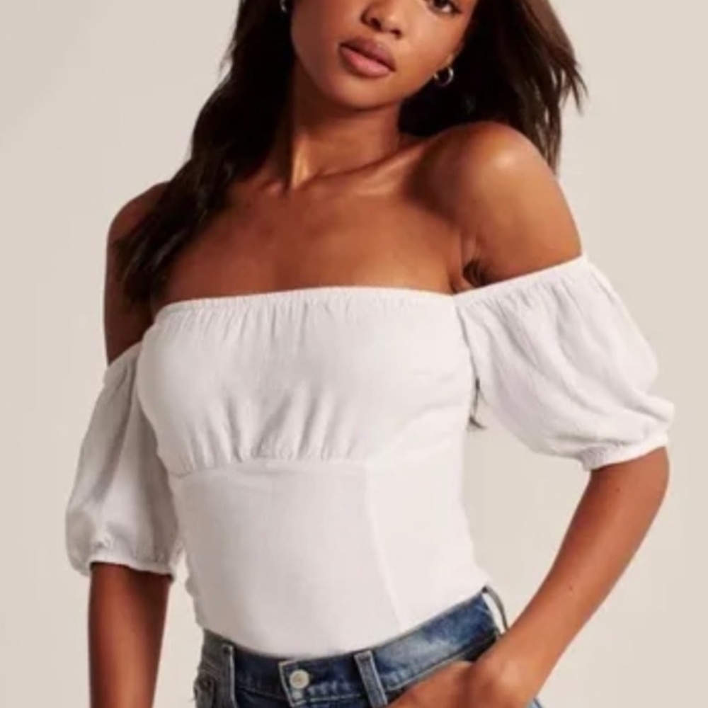 Abercrombie & Fitch White Off-Shoulder Bodysuit